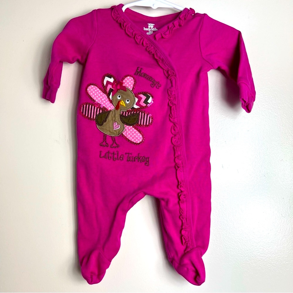 Mommy’s Little Turkey 🦃 Sleep and‎ Play